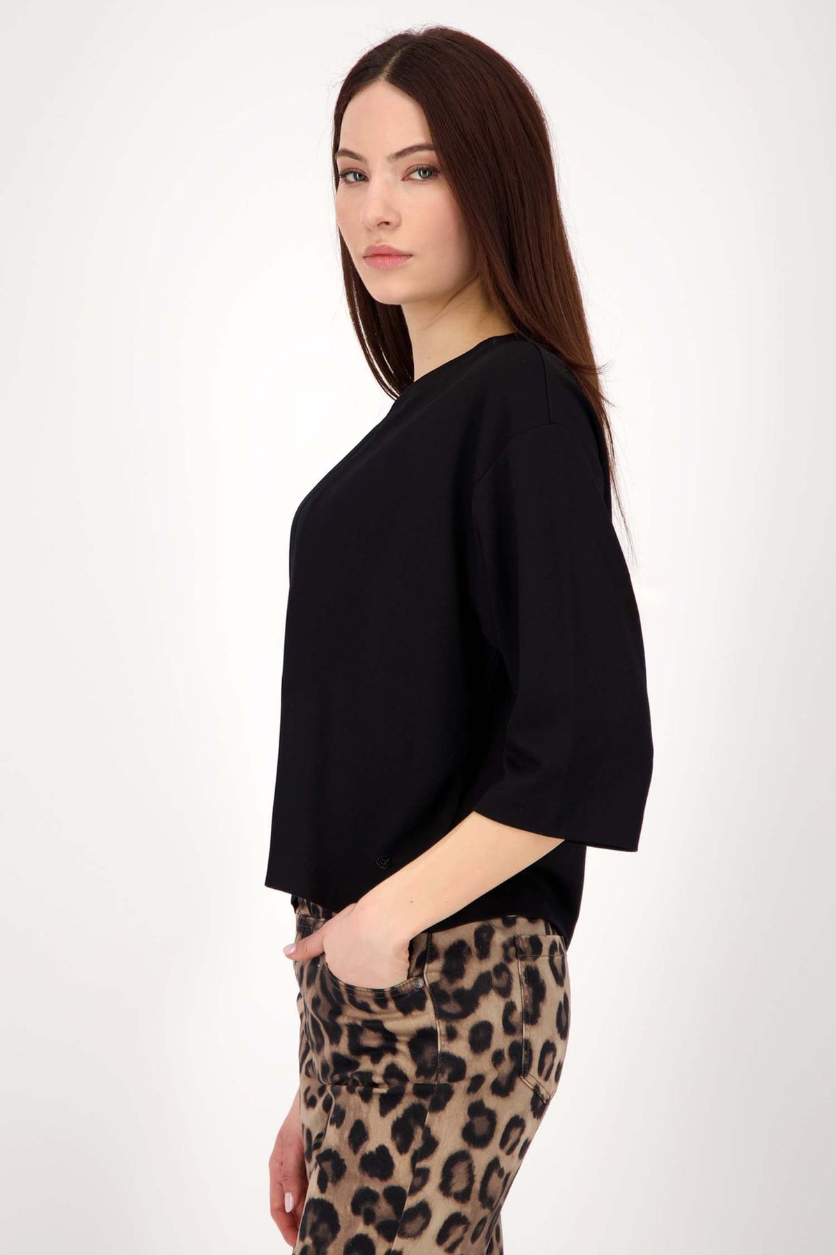 3/4 Sleeve Top w Crystal Detail in Black