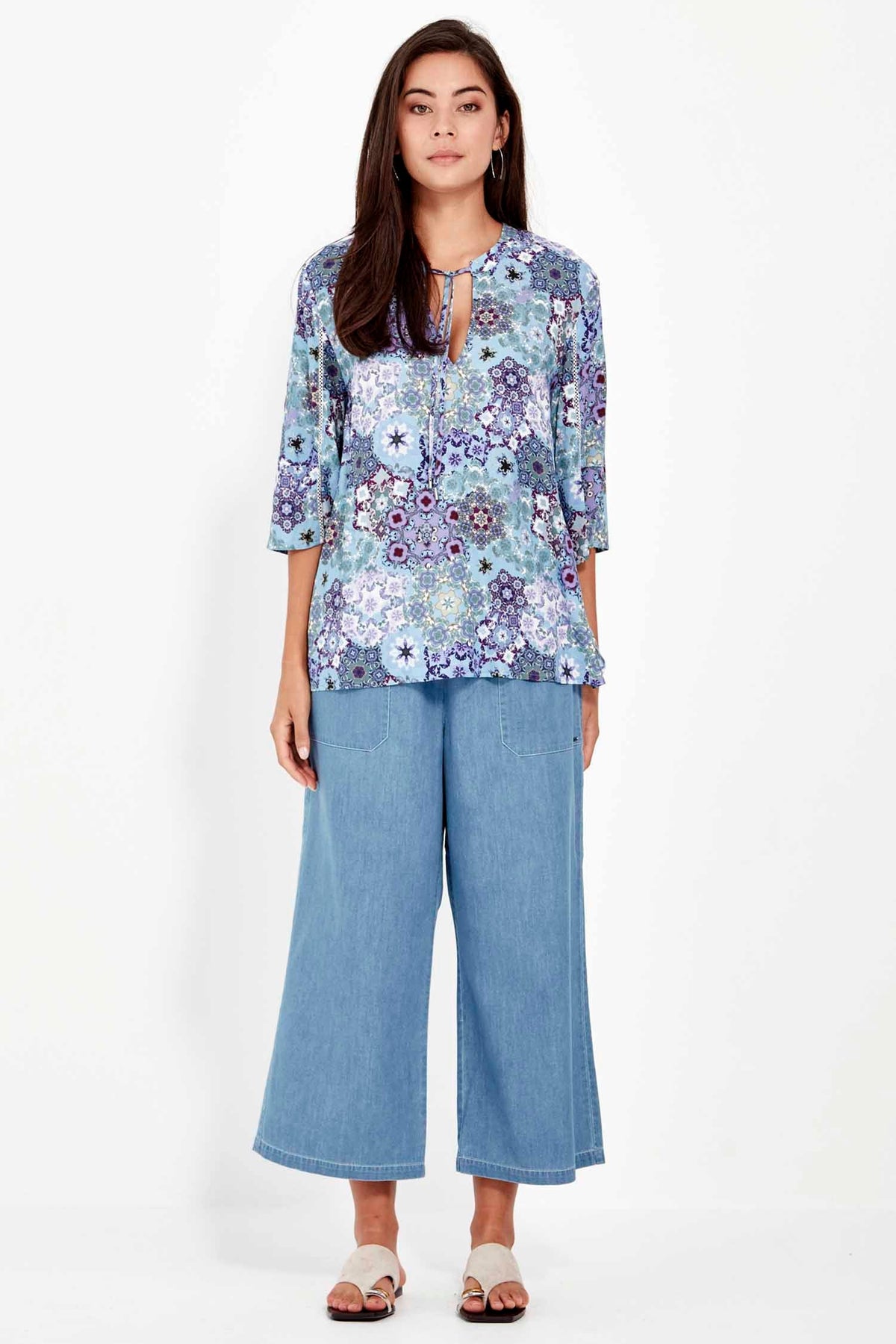 Alex 3/4 Pant in Denim