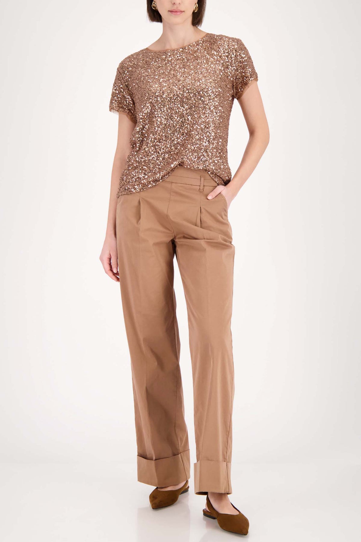 All-Over Sequin T-Shirt in Mocca