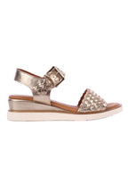 Amine Leather Wedge in Gold