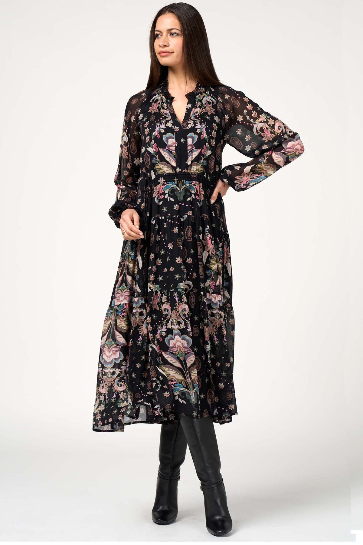 Antoinette Midi Dress in Black
