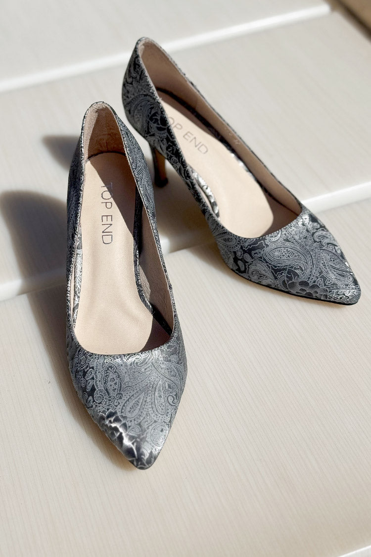Barrios Leather Heels in Silver Print