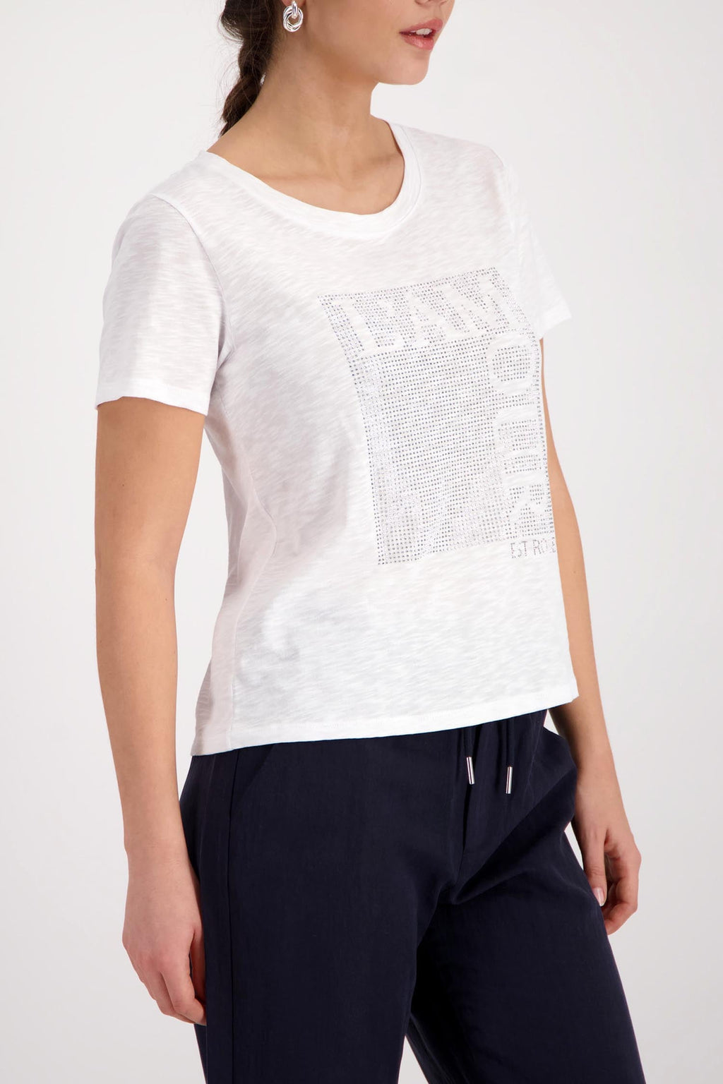 L'Amour Basic Jewellery T-Shirt in Cream