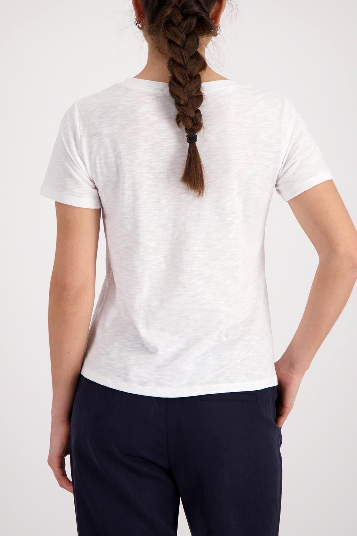 L'Amour Basic Jewellery T-Shirt in Cream