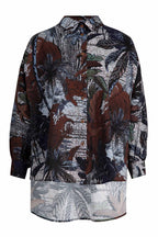 Behind Her Back Shirt in Palm
