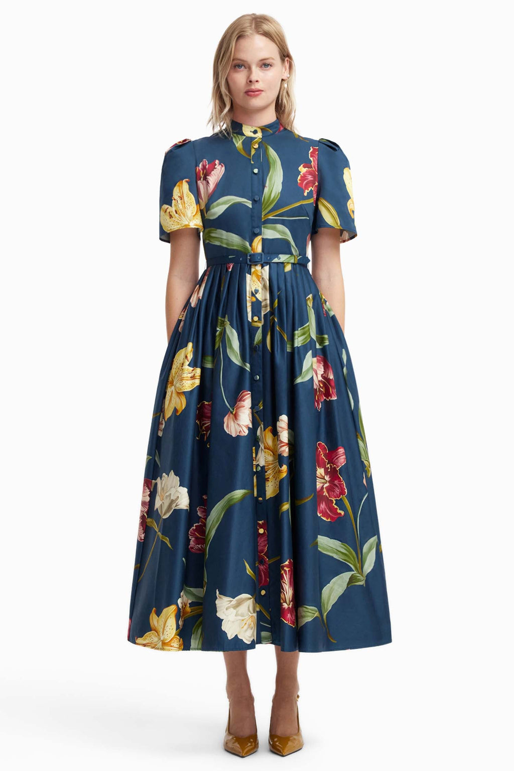 Bianca Short Sleeve Midi Dress in Lily Print in Indigo