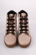 Bonnie Leather Boots in Taupe
