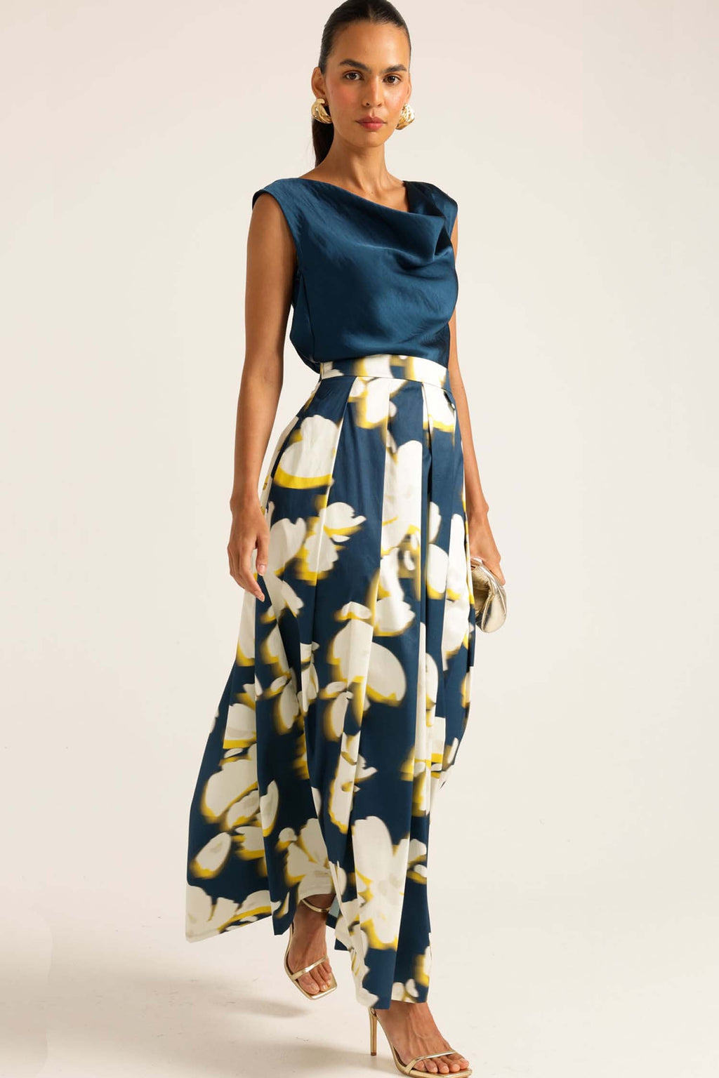 Chamonix Skirt in Navy Yellow Flower