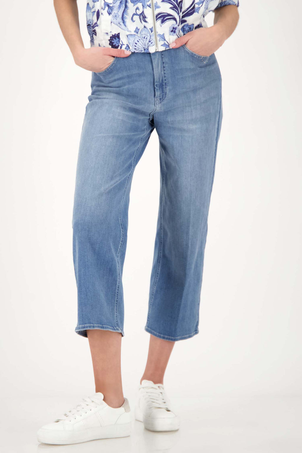 Clara Basic Jeans