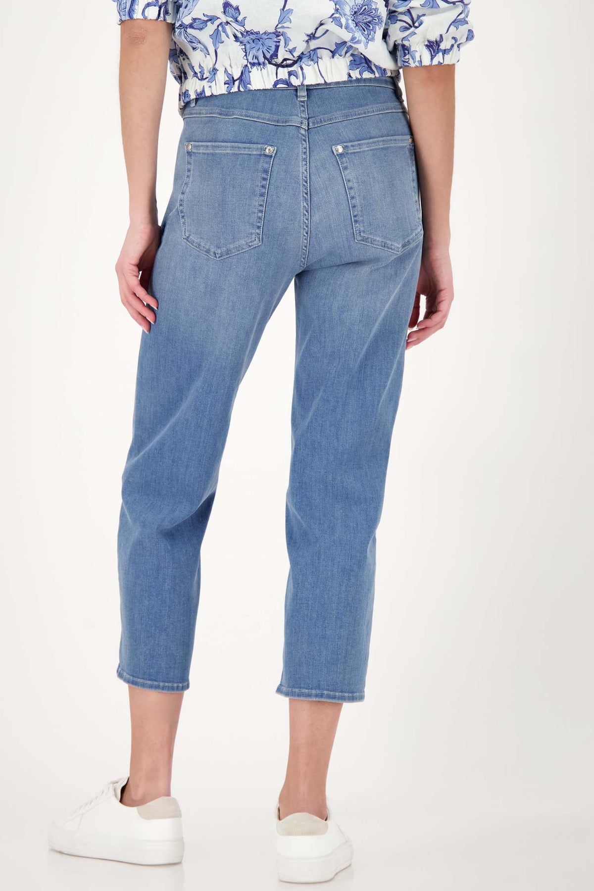 Clara Basic Jeans