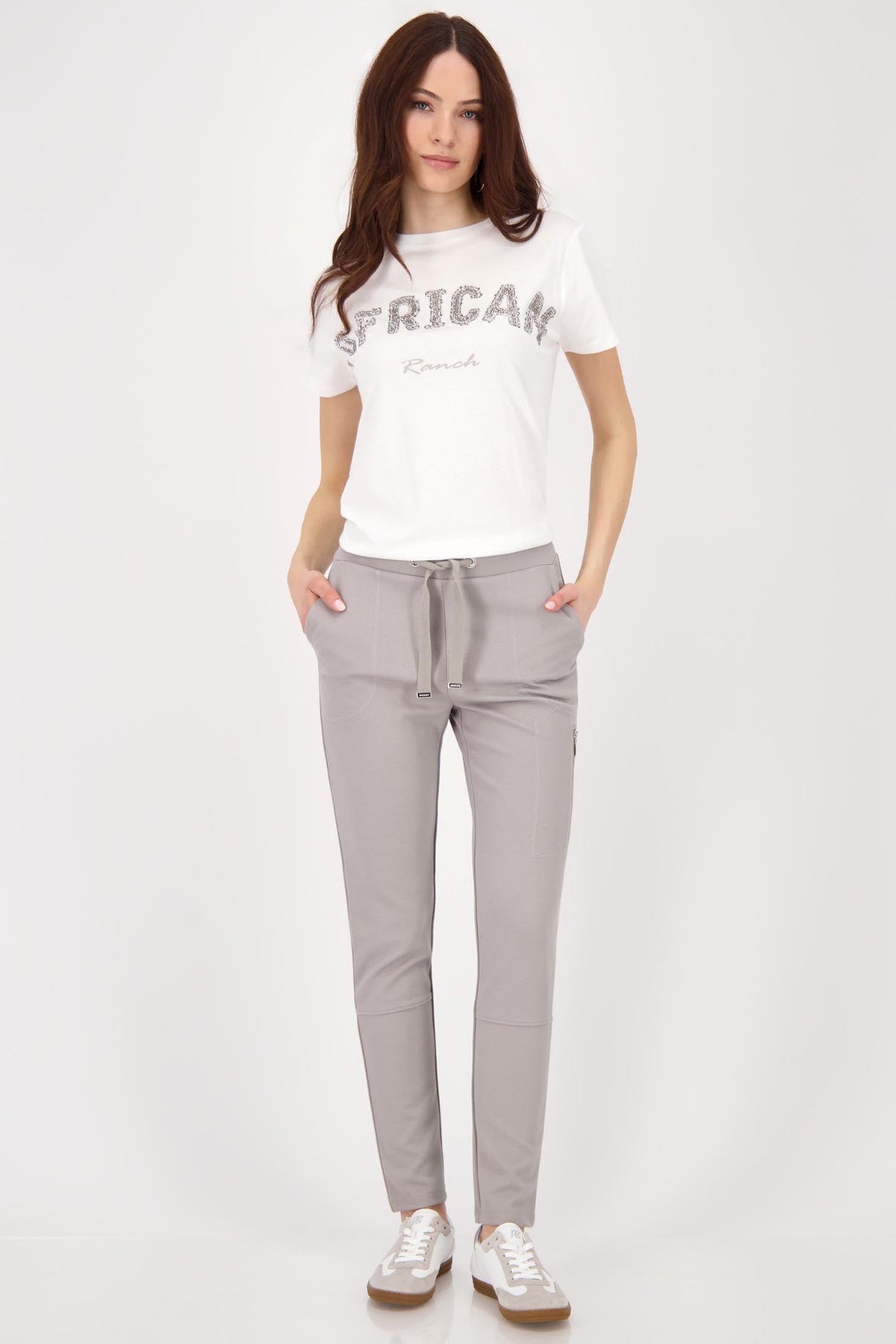 Classic Jogger in Oyster Grey