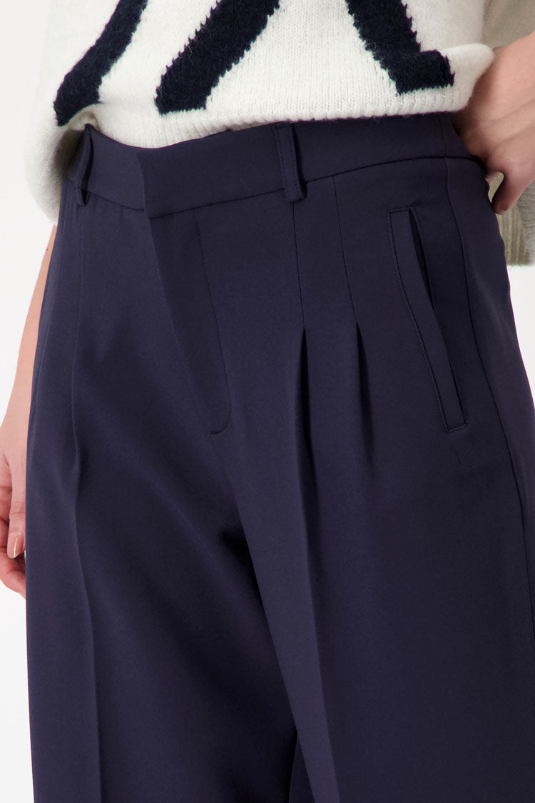 Classic Trouser Pant in Indigo