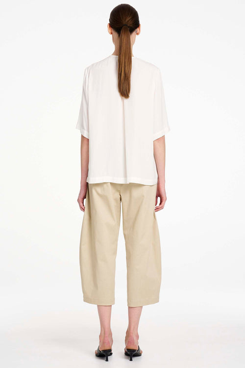 Crop Barrel Pant in Straw