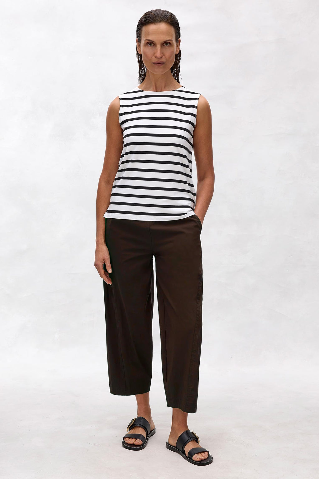 Cross Pant in Fudge