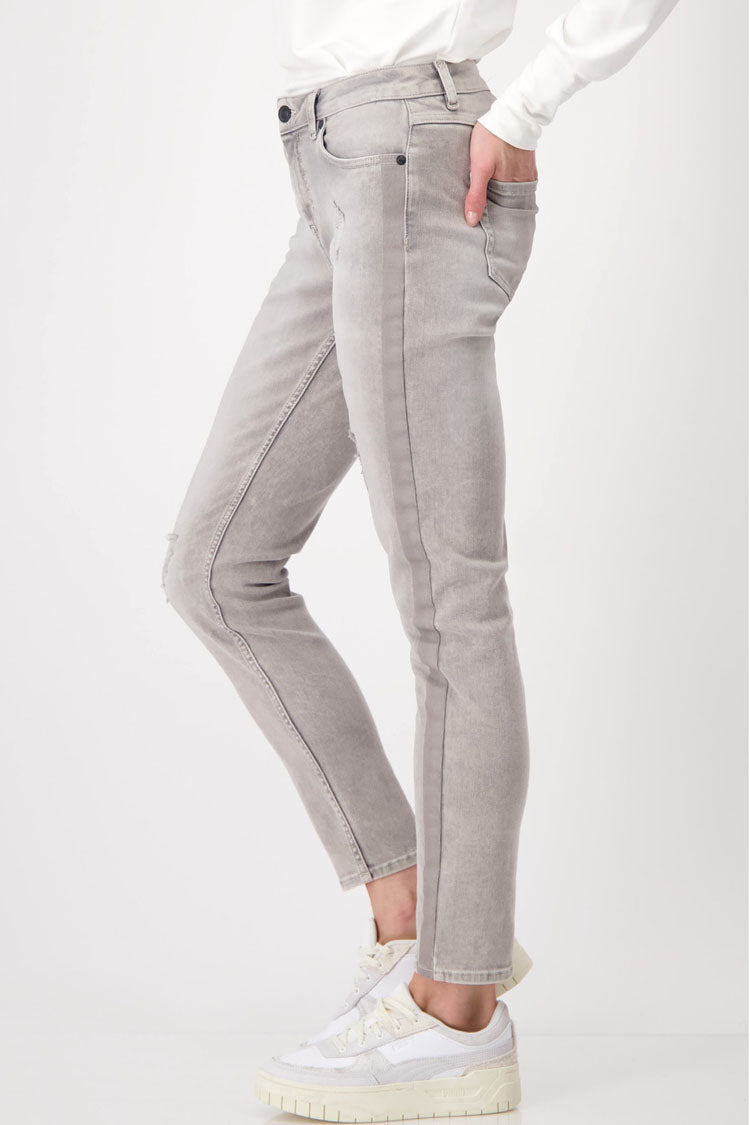 Destroyed Jeans w Contrast Stripes | FINAL SALE