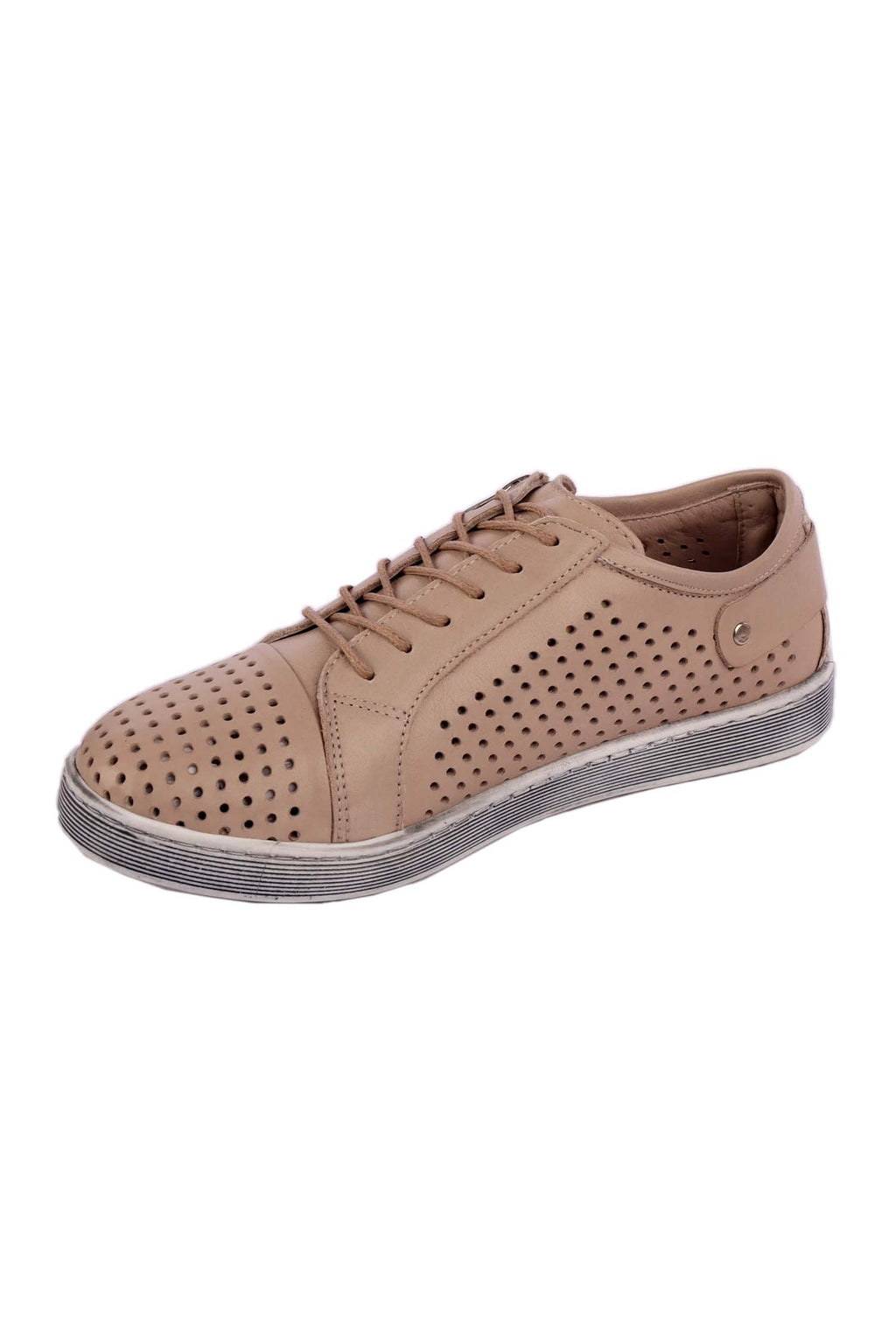 EG17 in Taupe