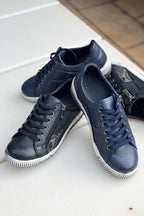 EG80 Sneakers in Black