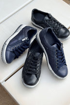 EG80 Sneakers in Black