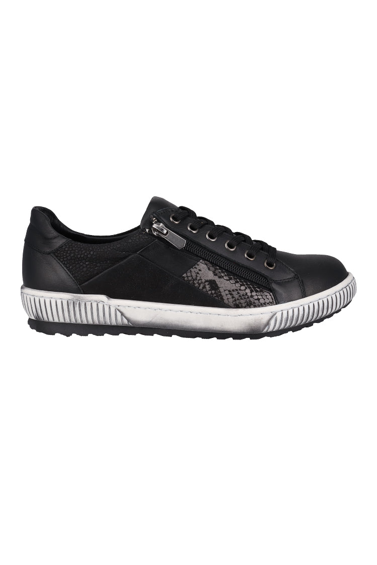 EG80 Sneakers in Black
