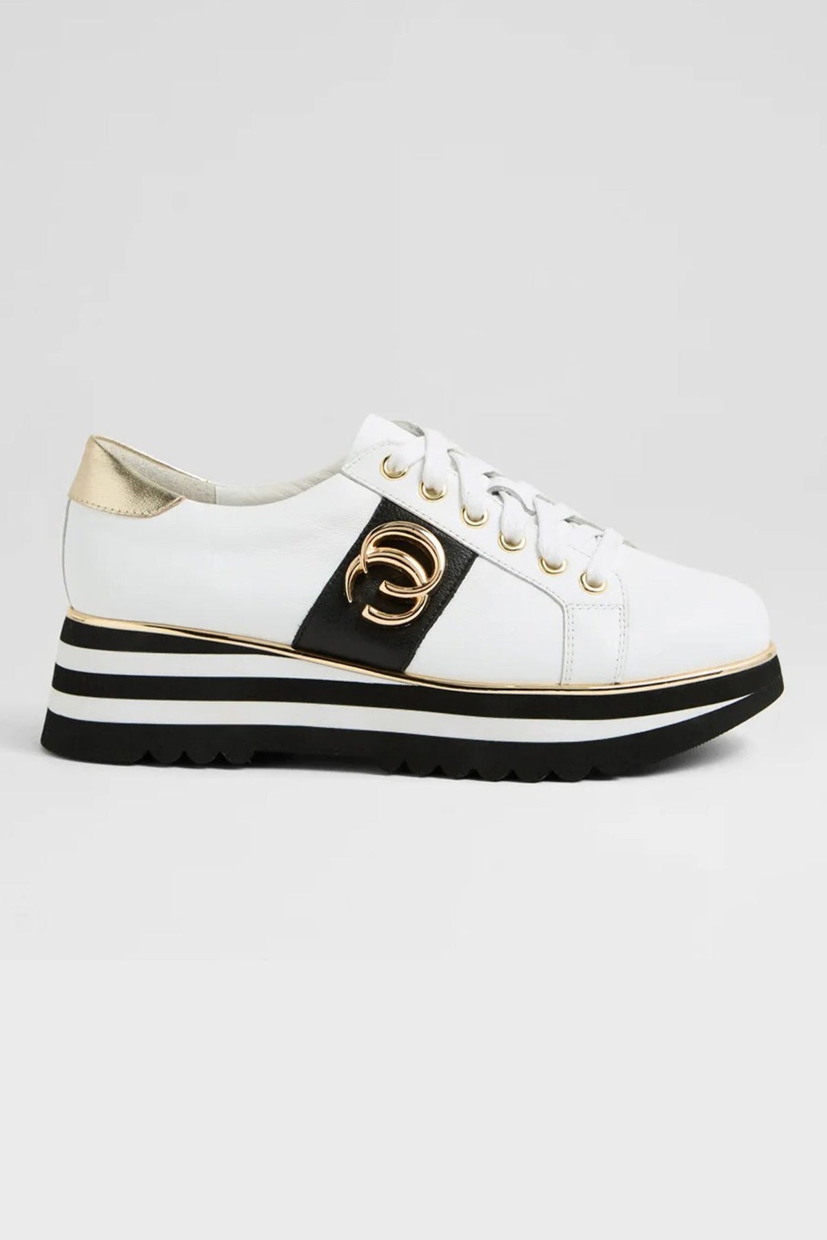 Edgey Leather Platformed Sneakers in White Black
