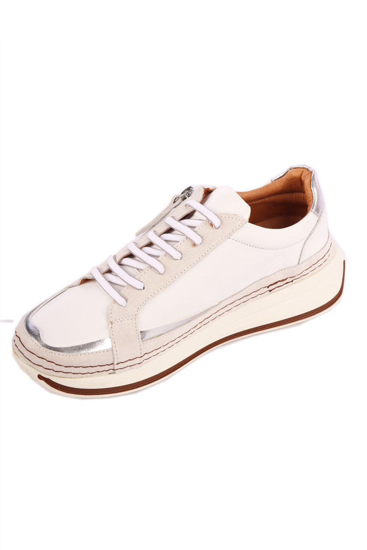 Ena Sneakers in White
