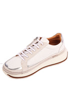Ena Sneakers in White