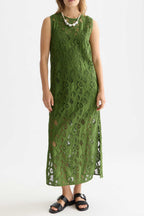 Flame Embroidery Midi Dress in Garden Green