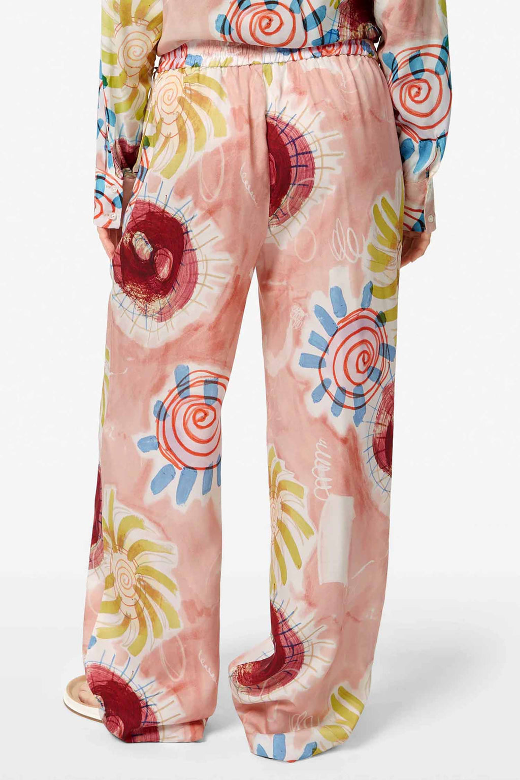 Gia Mid-rise 32' Wide Leg Trousers in Abstract Sun Pink | FINAL SALE