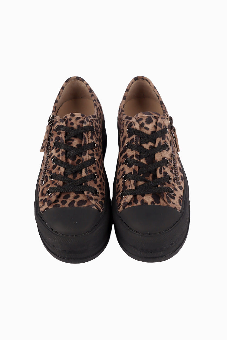 Giza Suede Sneakers in Taupe Leopard