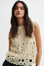 Gleam Top in Summer Sand