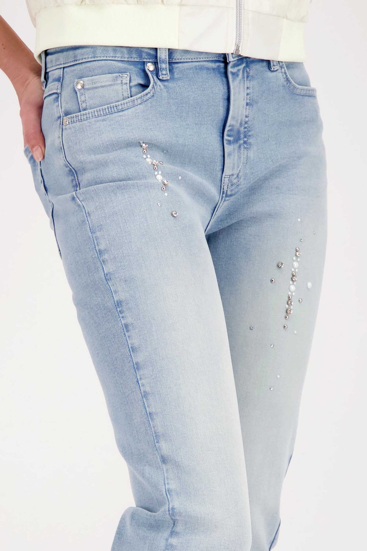 Greta Jewellery Jean in Light Denim