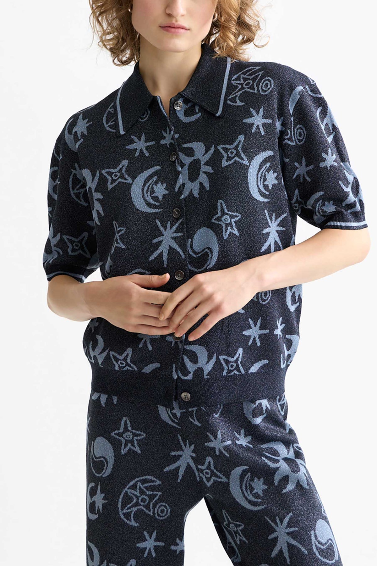 Jacquard Short Sleeve Pullover in Cosmic Sky Spaced Carbon