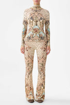 Jersey Turtleneck in Aranjuez Animalia