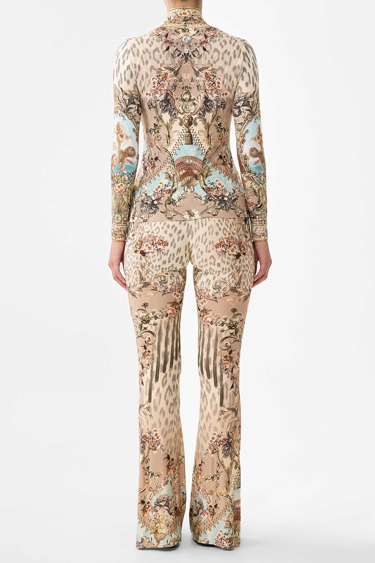 Jersey Turtleneck in Aranjuez Animalia