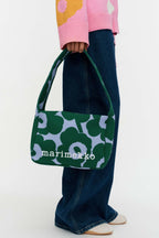 Unikko Knitted Shoulderbag in Dark Green/Blue