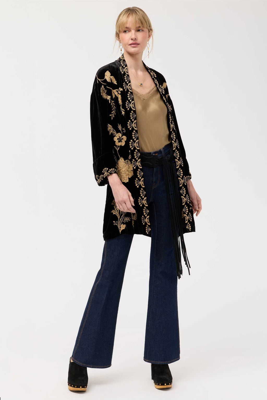 Lara Velvet Kimono in Black