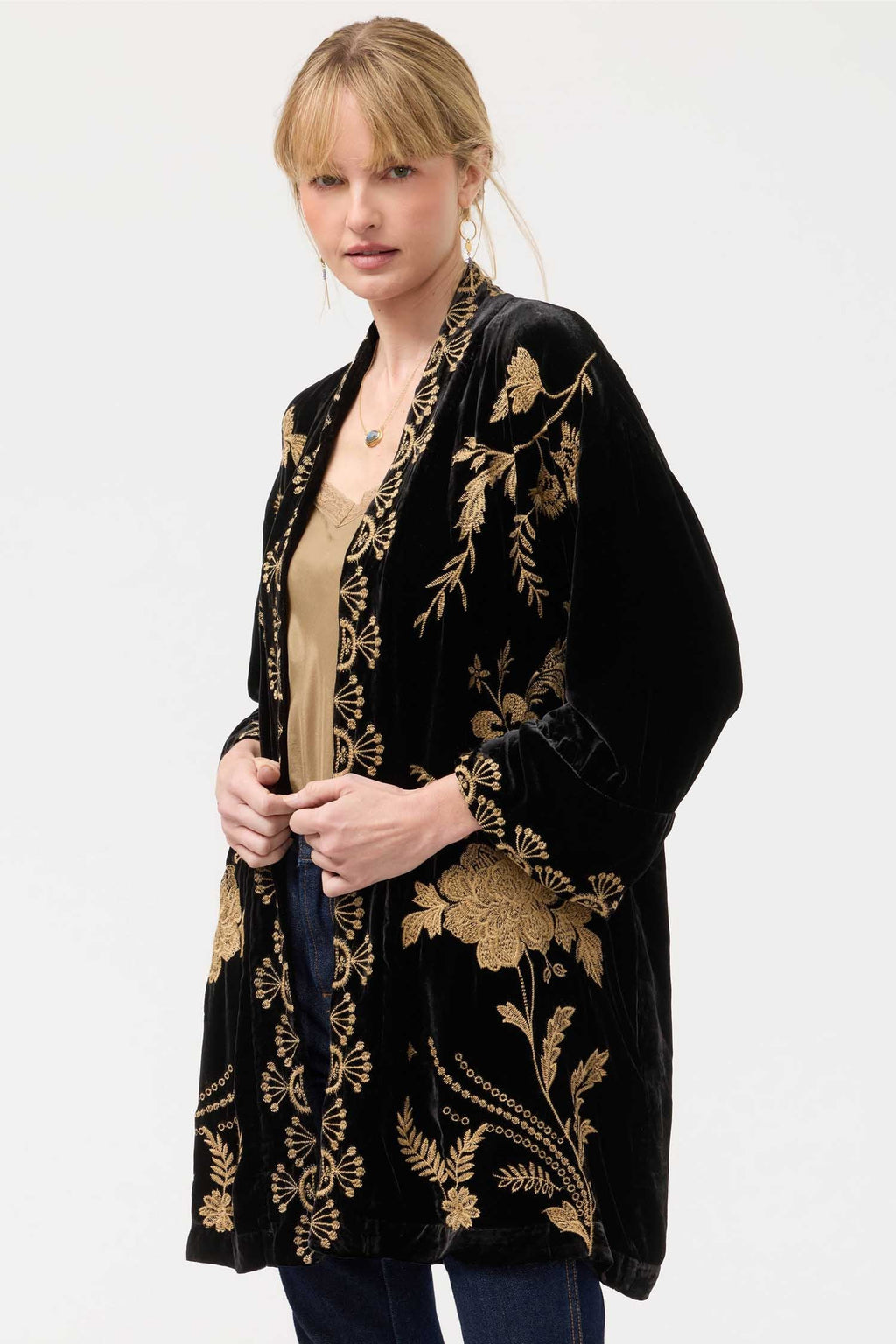 Lara Velvet Kimono in Black