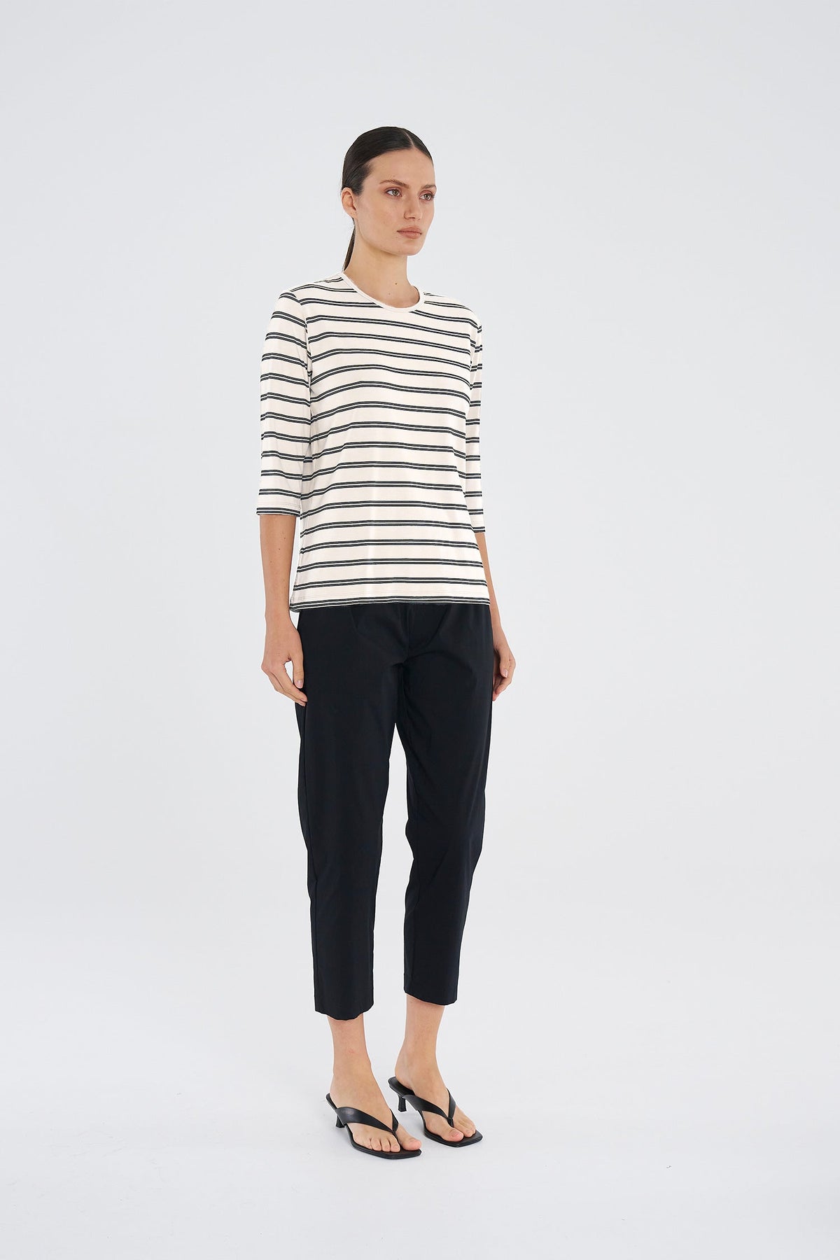 Mid SL Top in White/Black Stripe