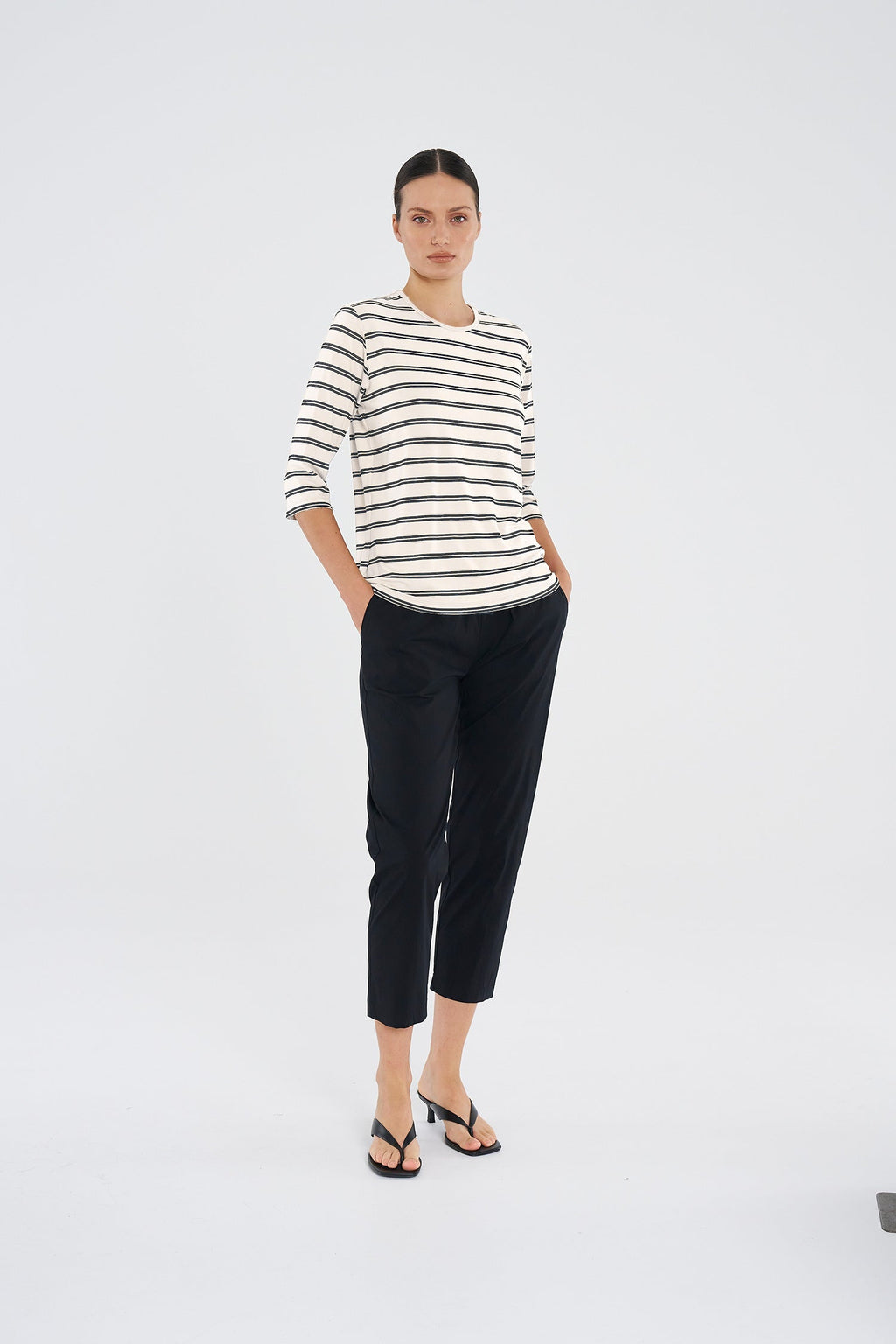 Mid SL Top in White/Black Stripe