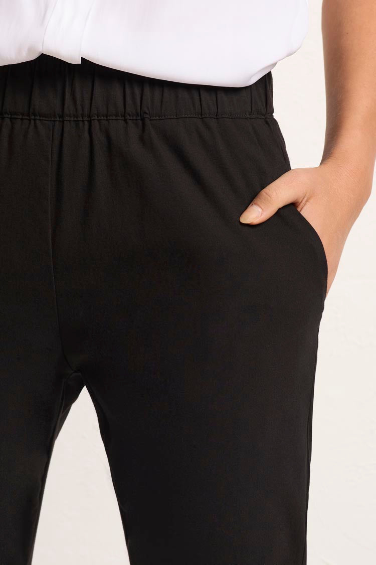 Nomad Pant in Black