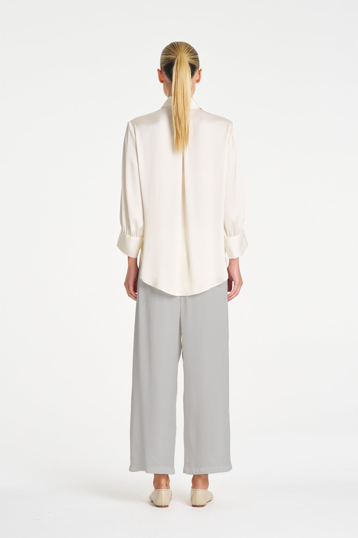 Pace Pant in Dove