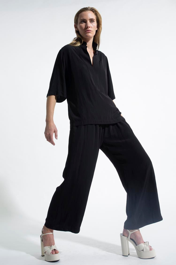 Pace Pant in Black
