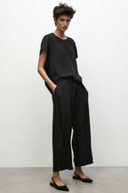 Pace Pant in Black