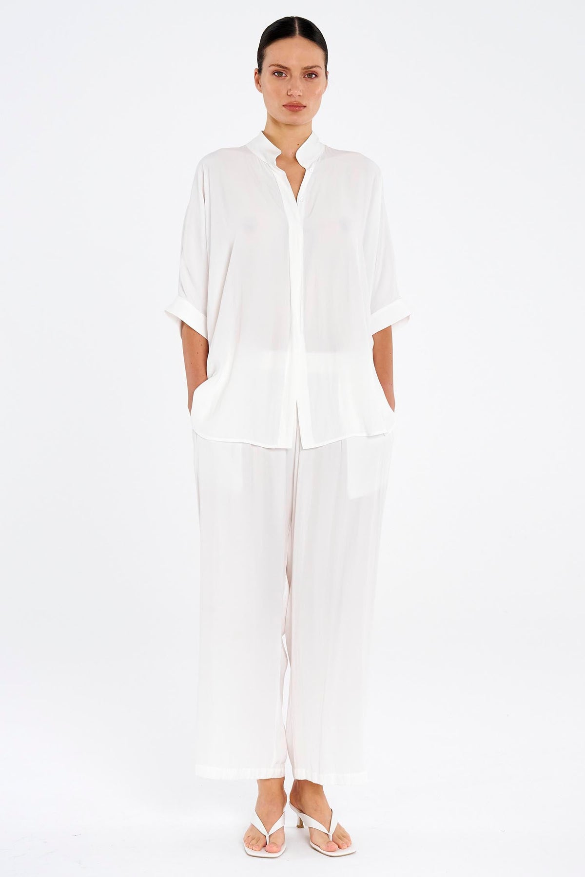 Pace Pant in White