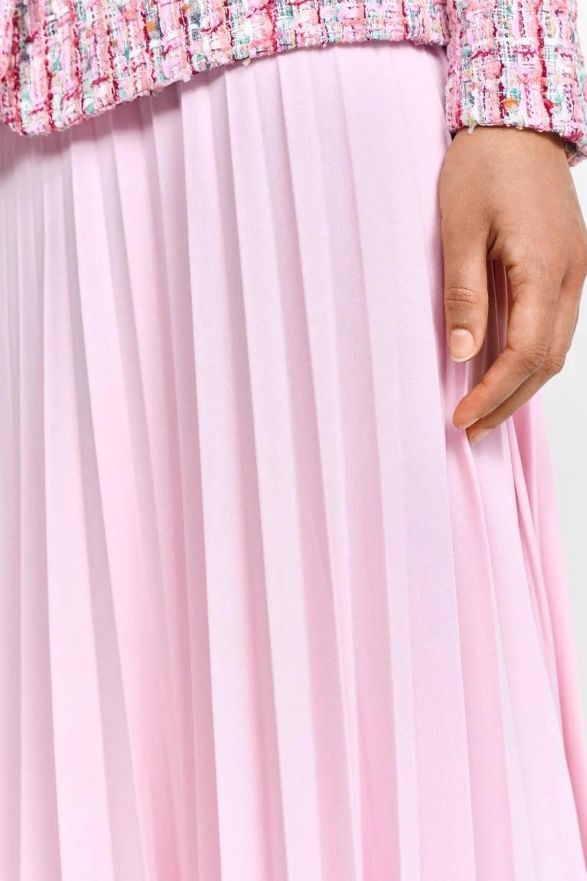 Pleated Skirt with Elastic Waistband in Spring Blush