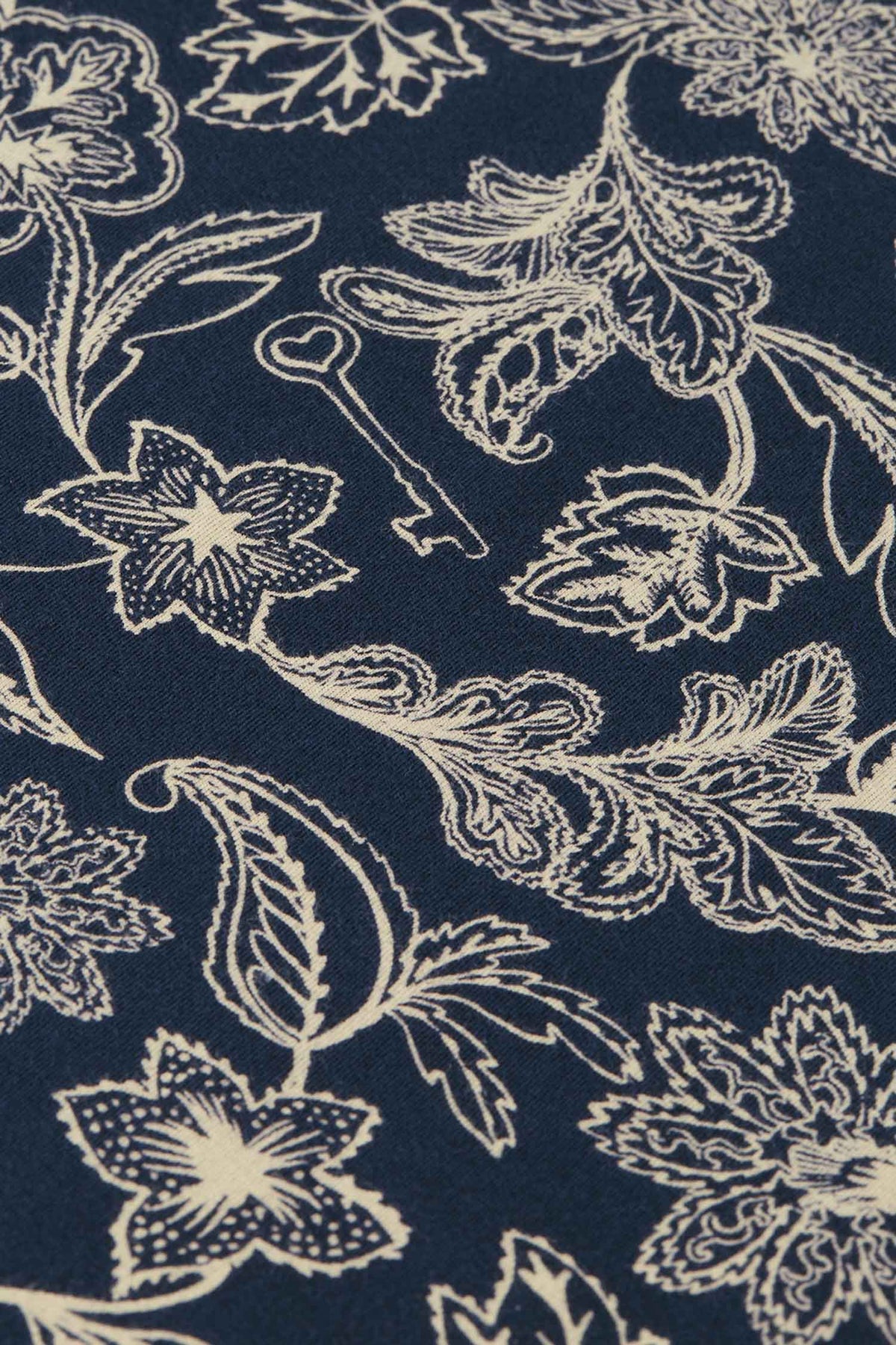 Printed Regular-Fit T-Shirt in Lucky Bandana Dress Blues