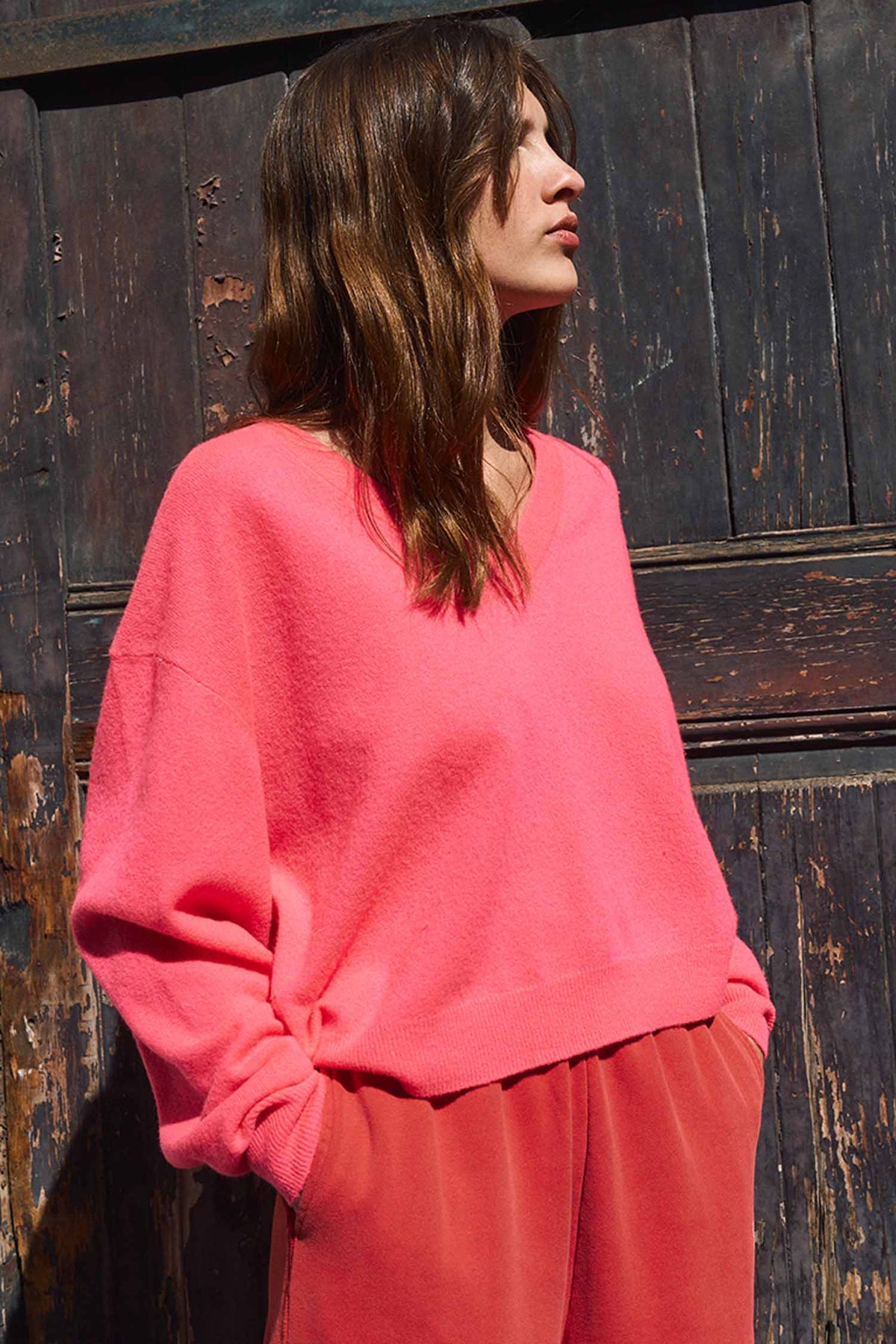 Raxow V-Neck LS Sweater in Fluorescent Hortensia