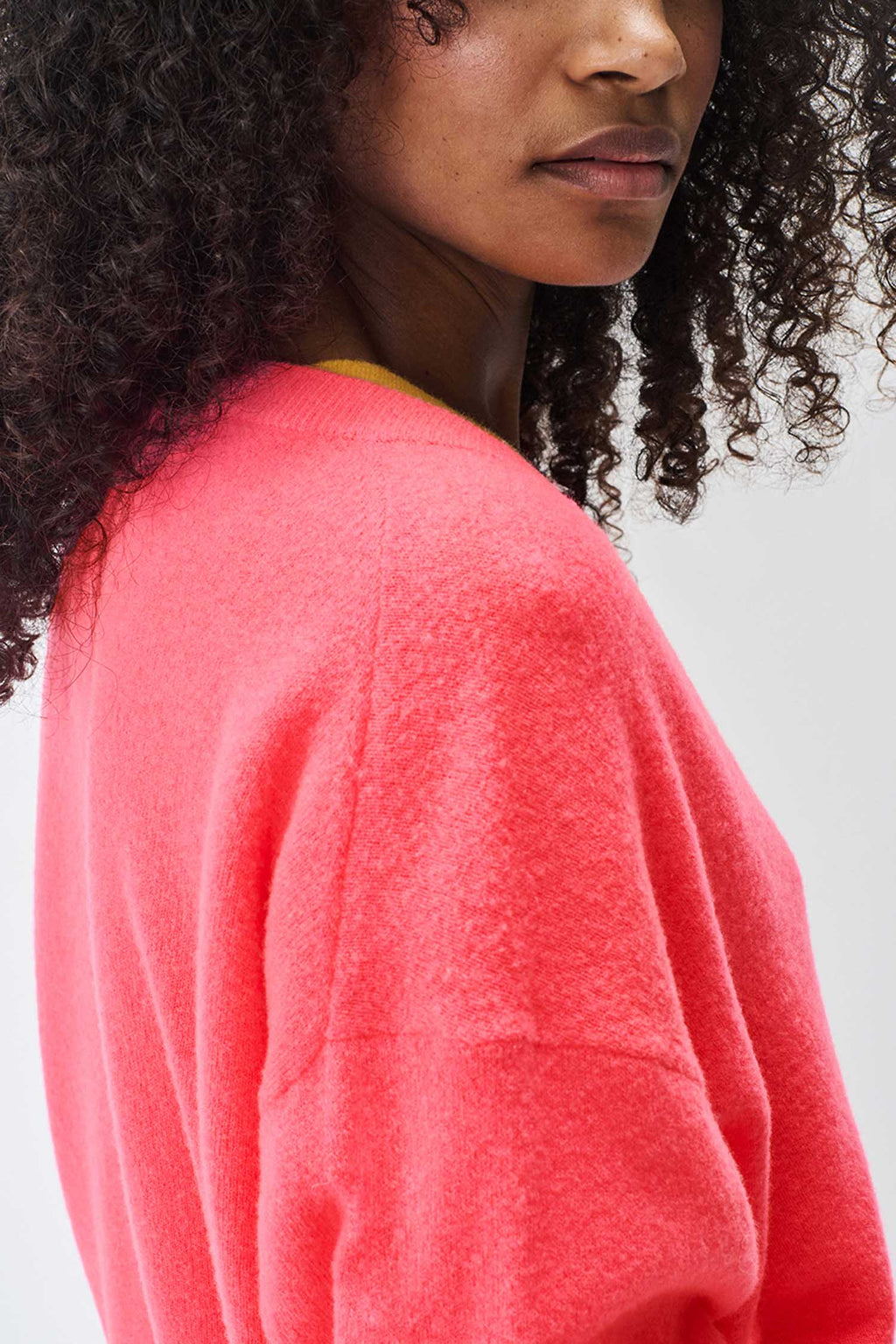 Raxow V-Neck LS Sweater in Fluorescent Hortensia