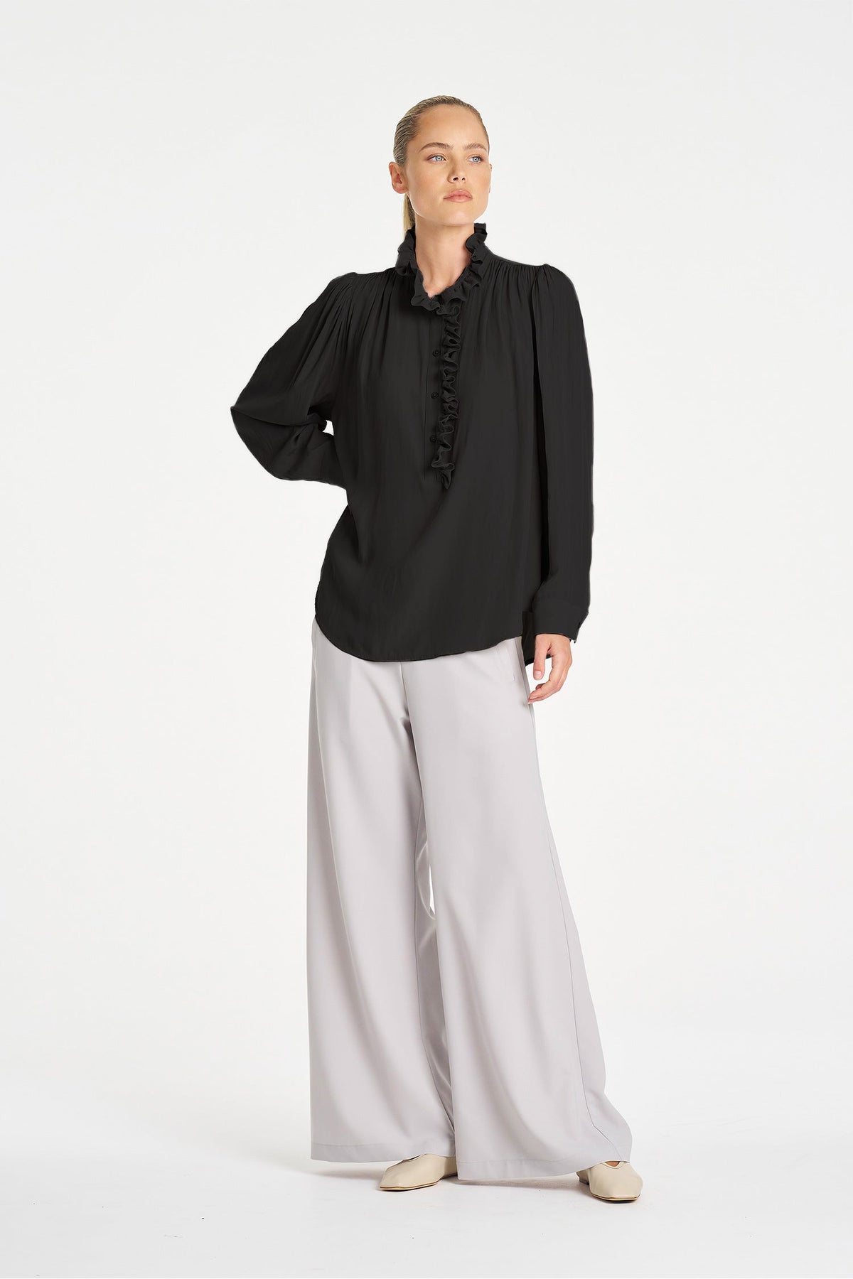 Rufflet Blouse in Black