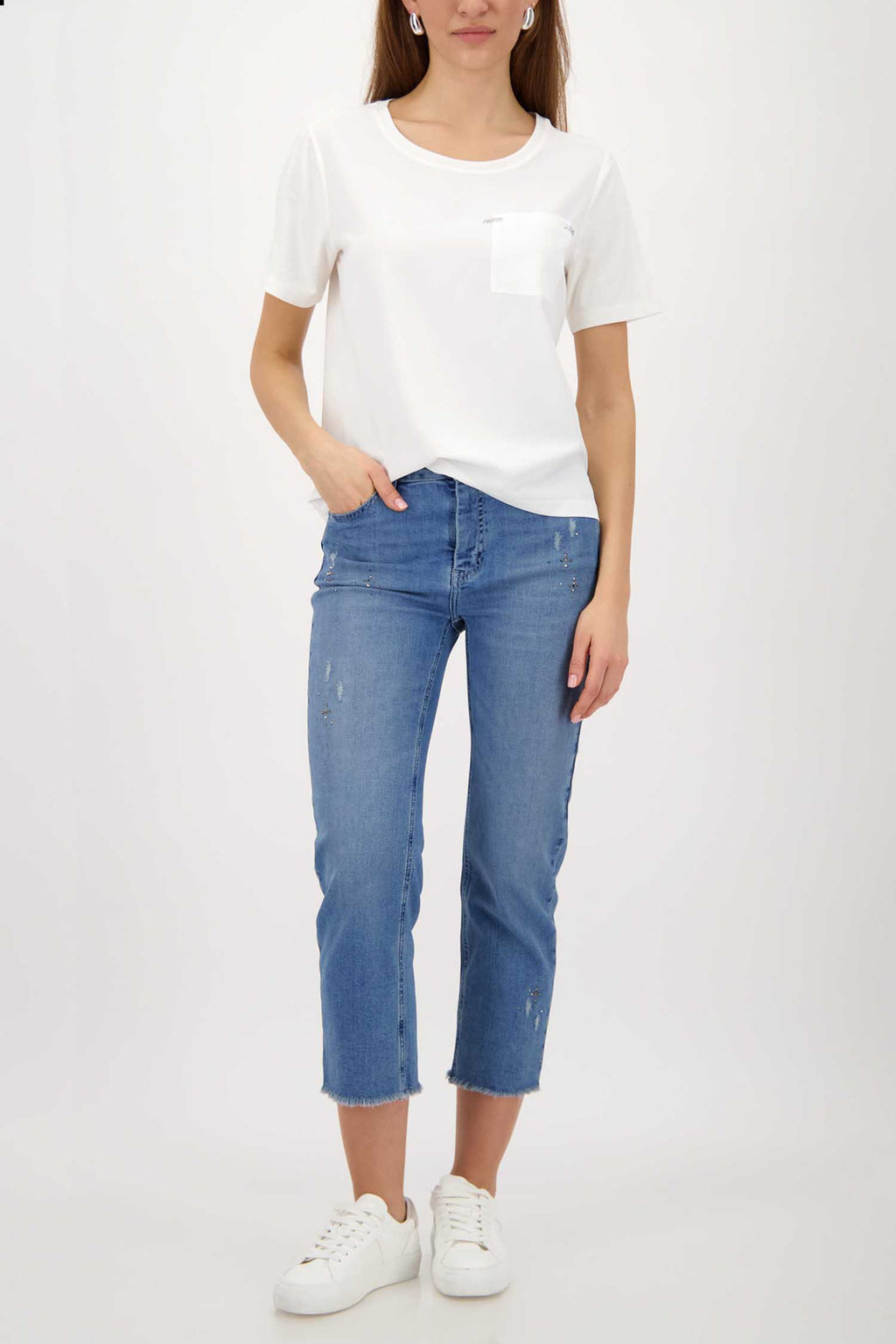 SS Tee w Pocket Jewel Detail in Off White